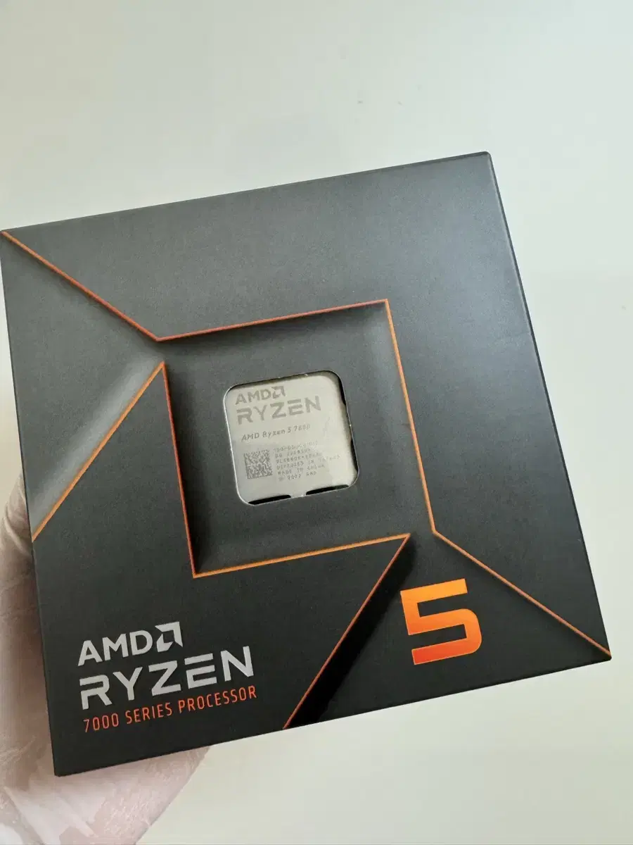 AMD 라이젠 7600 (7500F 상위) CPU 판매